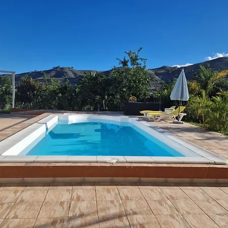 Casa Con Piscina, High-speed Wi-fi Y Vistas Santa Brígida